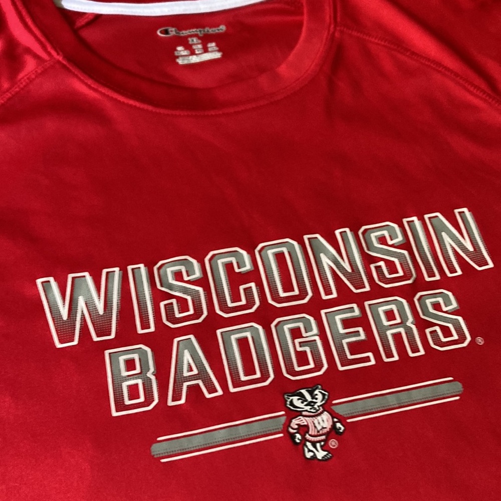Men’s CHAMPION Wisconsin Badgers Short Sleeve Shirt XL - Picture 3 of 9